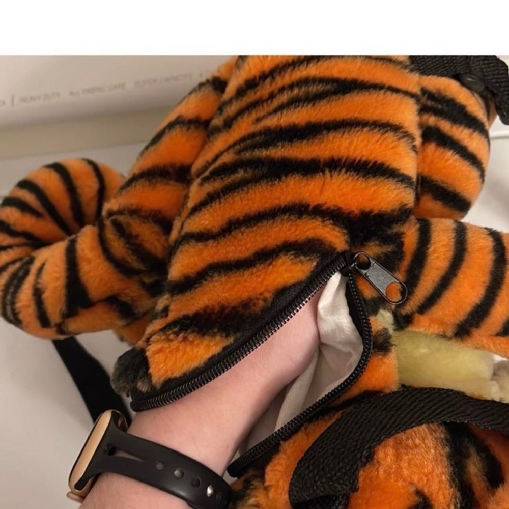 Tigger Backpack - image 4